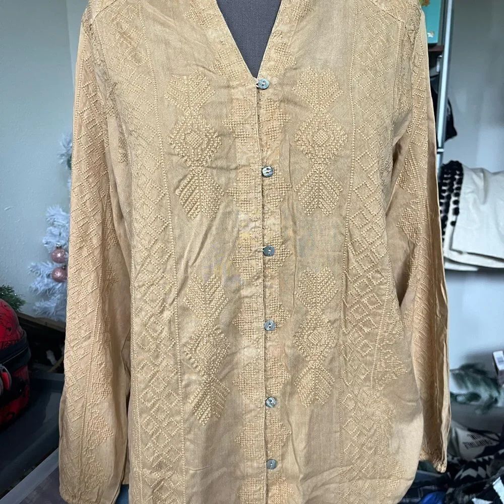 Womens Tan Embroidered soft surrounding top NWT